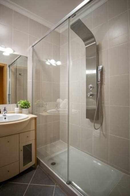 Modern 3Br Apt W/ Lg Terrace, Bbq, Ac & Parking Tavira Exterior photo