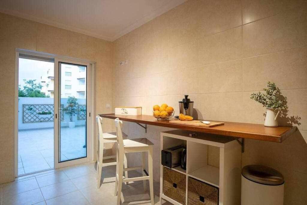 Modern 3Br Apt W/ Lg Terrace, Bbq, Ac & Parking Tavira Exterior photo